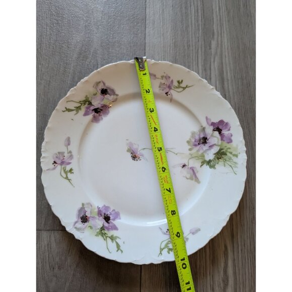 Vintage Floral Porcelain Plate Purple & Green Flower Design 10" Diameter Scallop - Picture 3 of 5